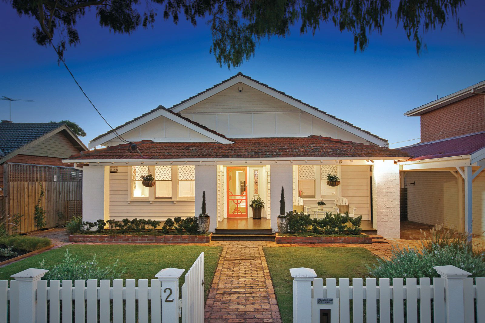 2 Gillies Street, Hampton, VIC
