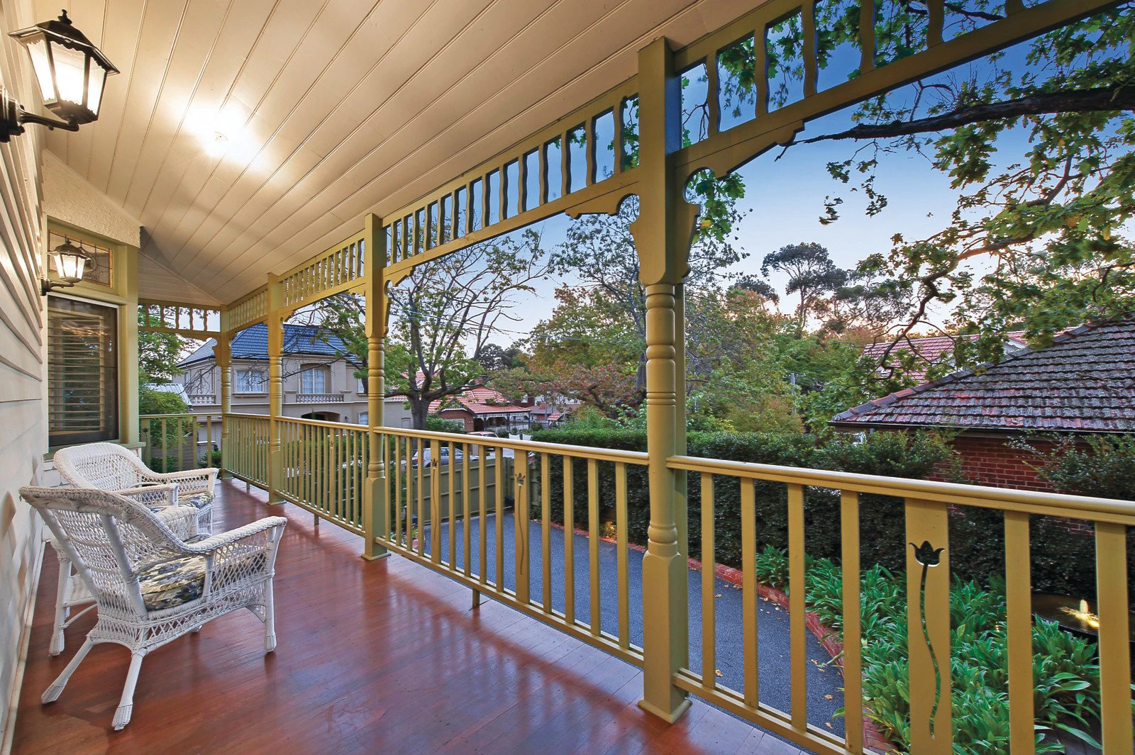 13 Winson Green Road, Canterbury, VIC