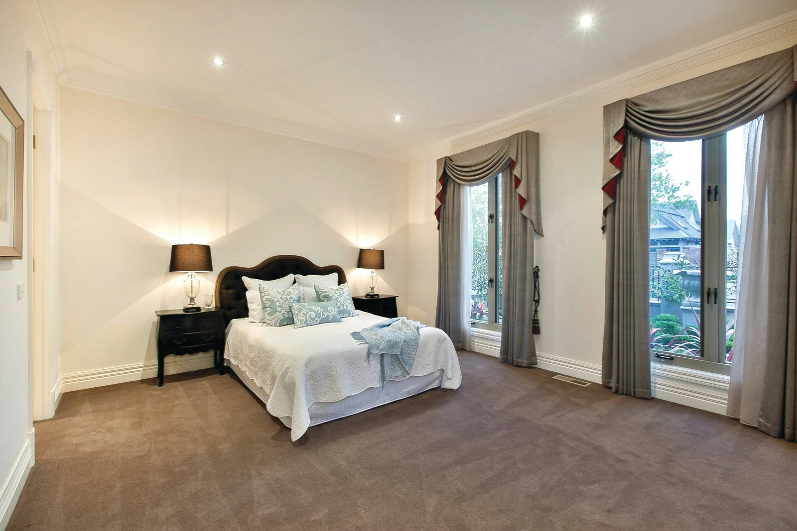 39 Kent Road, Surrey Hills, VIC