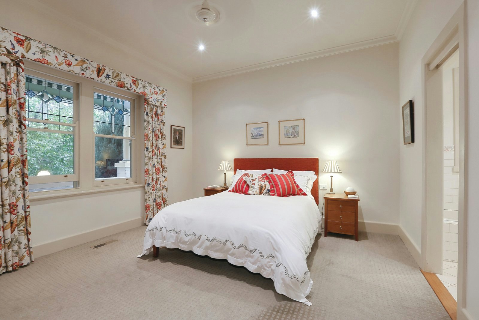 2 Longstaff Street, Kew East, VIC