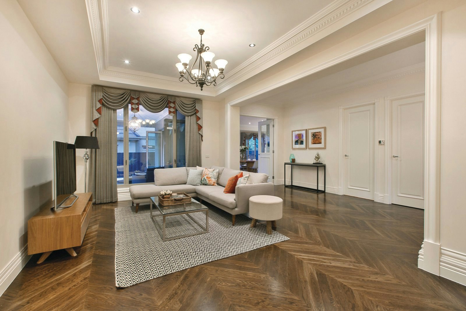 39 Kent Road, Surrey Hills, VIC