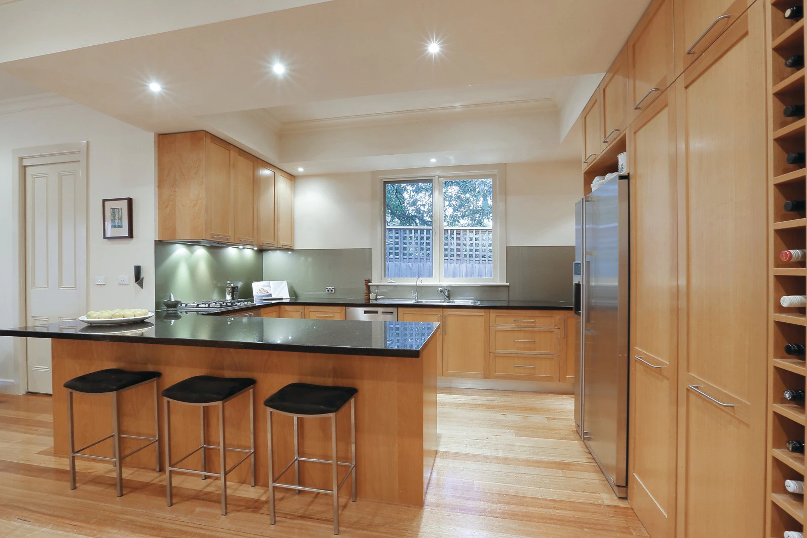 2 Longstaff Street, Kew East, VIC