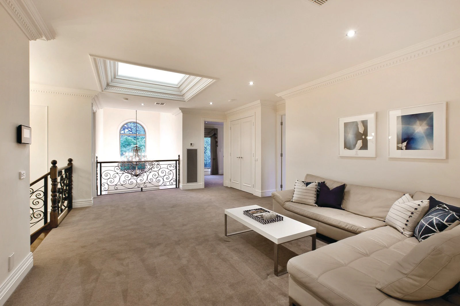 39 Kent Road, Surrey Hills, VIC
