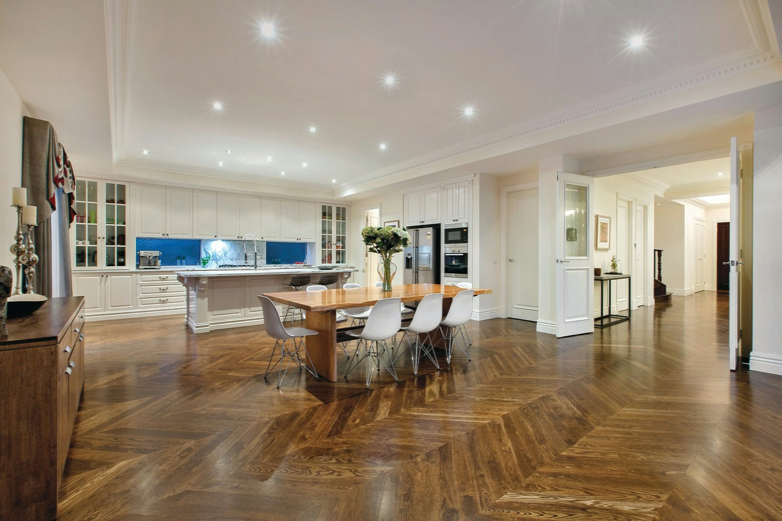 39 Kent Road, Surrey Hills, VIC