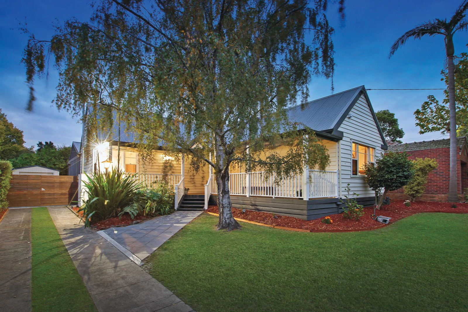31 Somers Street, Burwood, VIC