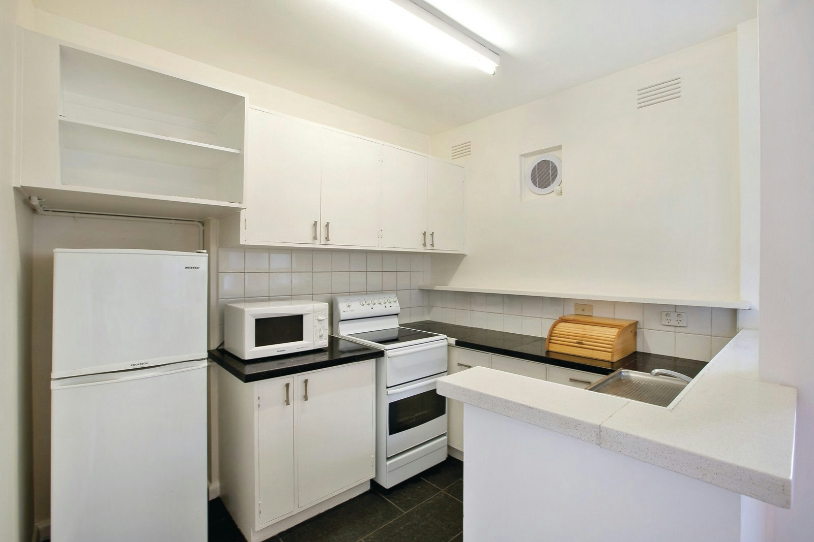 24/596 Riversdale Road, Camberwell, VIC