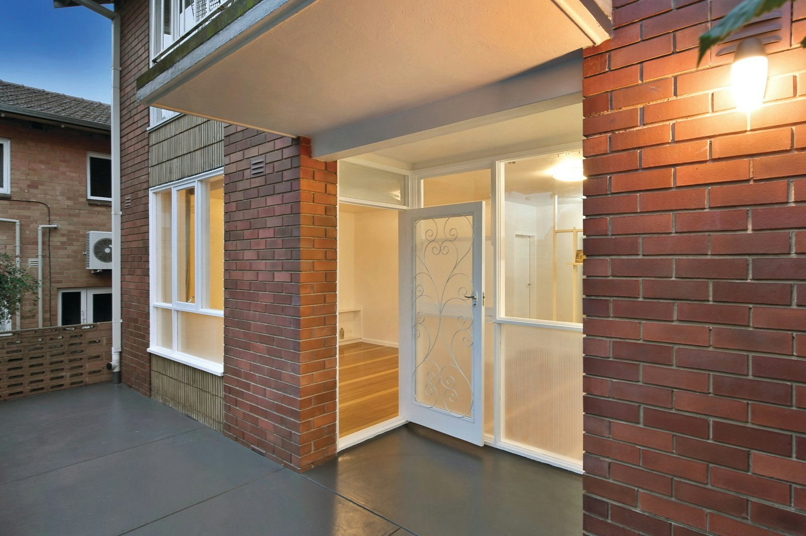 24/596 Riversdale Road, Camberwell, VIC