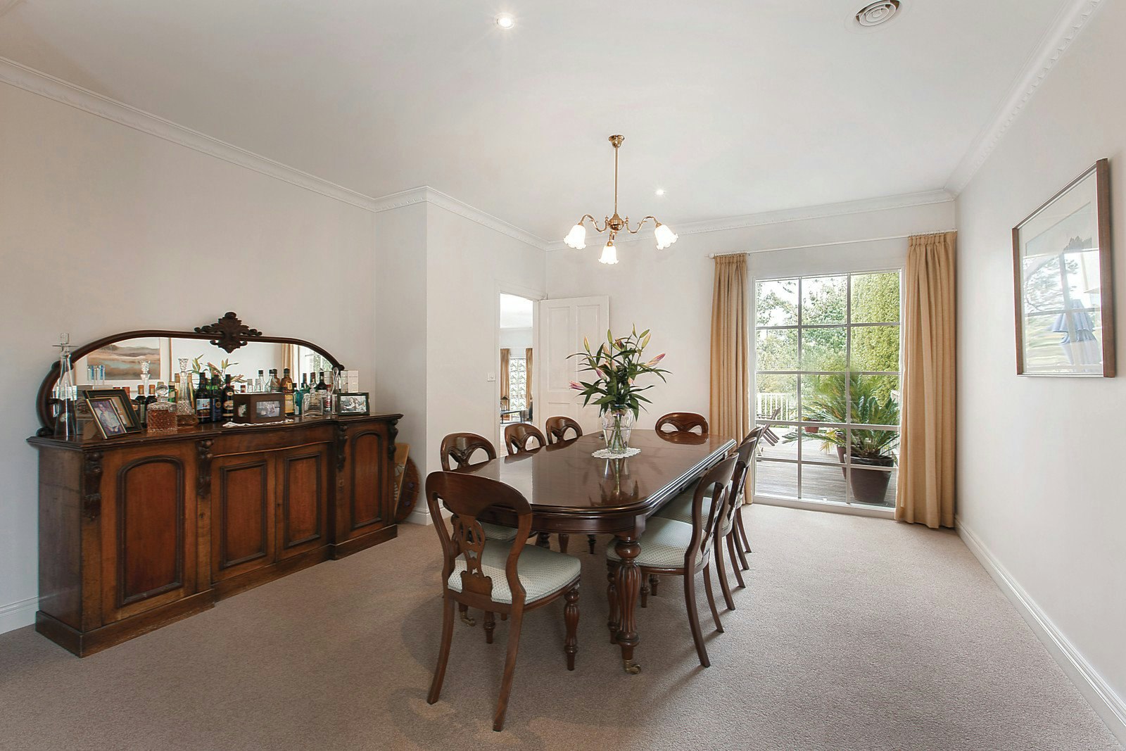 16 Glen Road, Ashburton, VIC