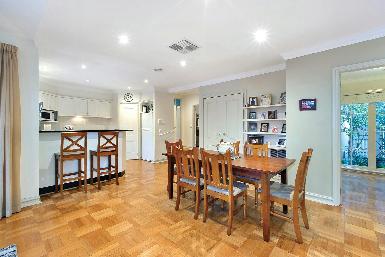 1/7 Beatrice Avenue, Surrey Hills, VIC