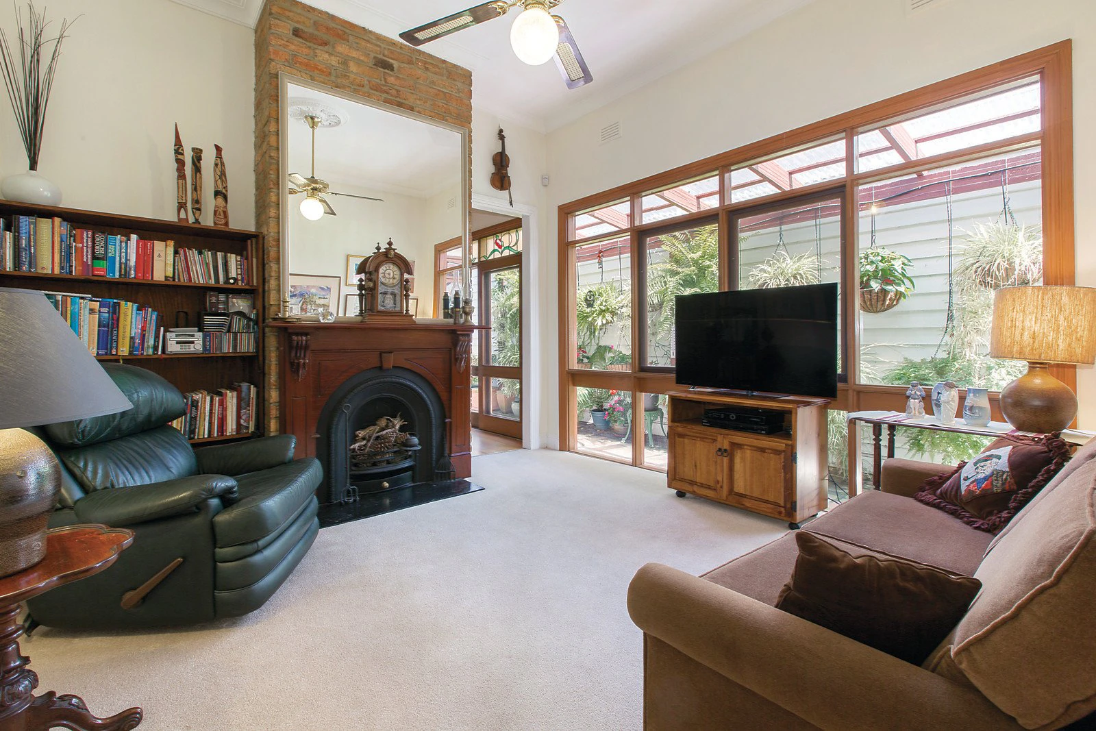 247 Bridport Street West, Albert Park, VIC