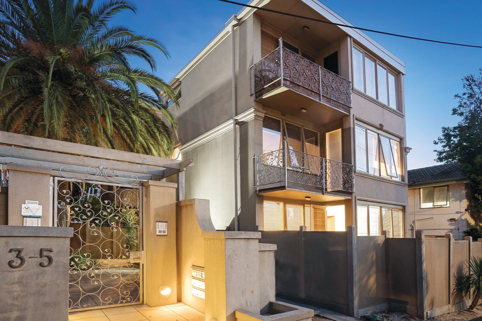 12/3-5 Coleridge Street, Elwood, VIC