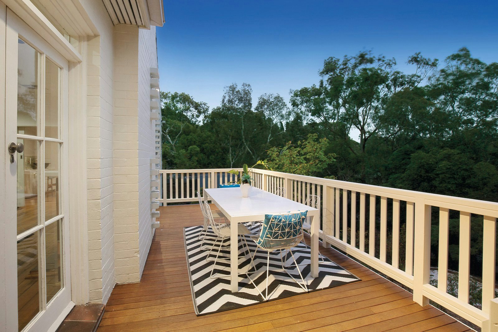 33 Holroyd Street, Kew, VIC