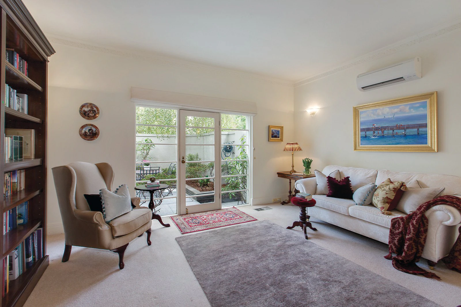 2/11 Monomeath Avenue, Toorak, VIC