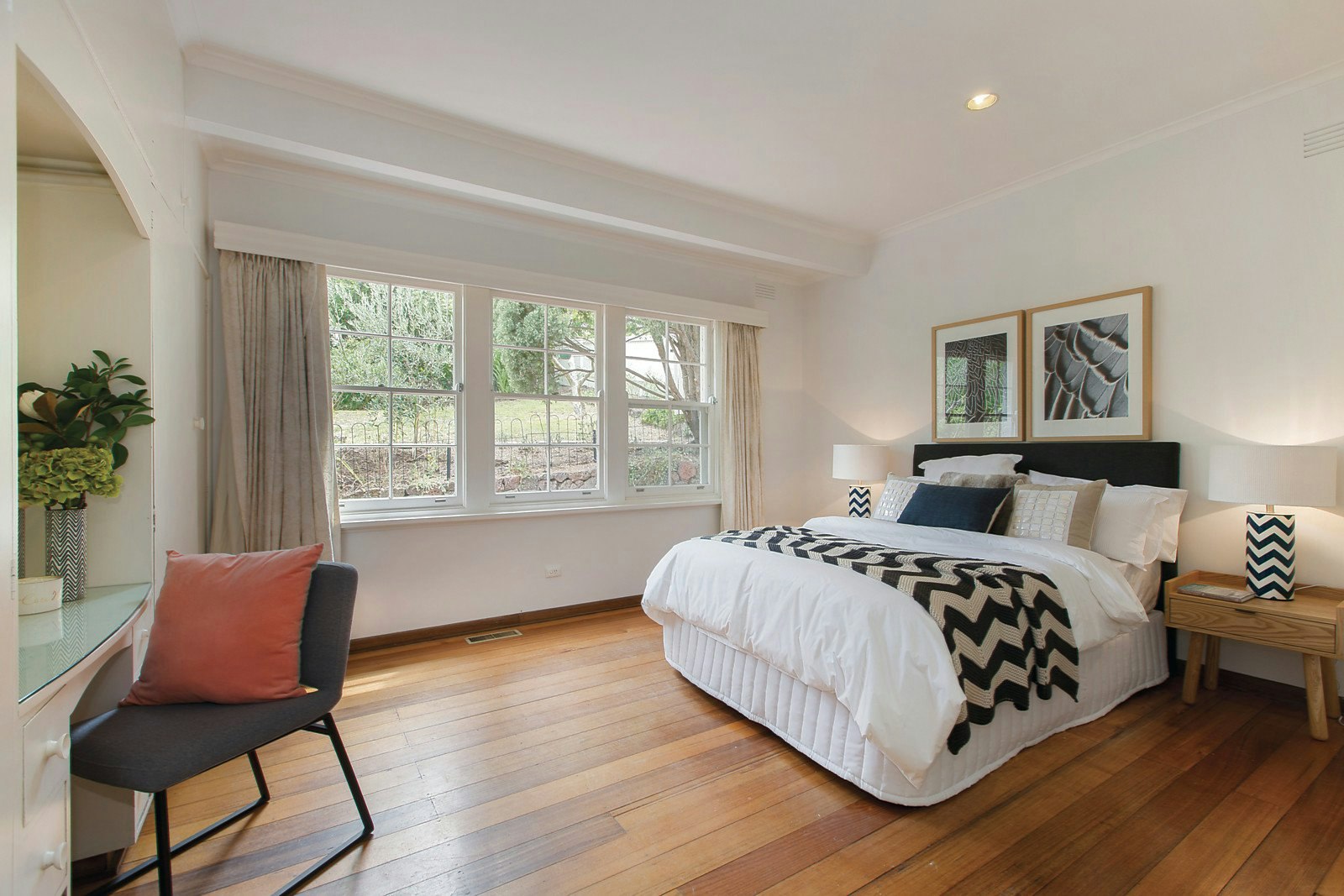 33 Holroyd Street, Kew, VIC