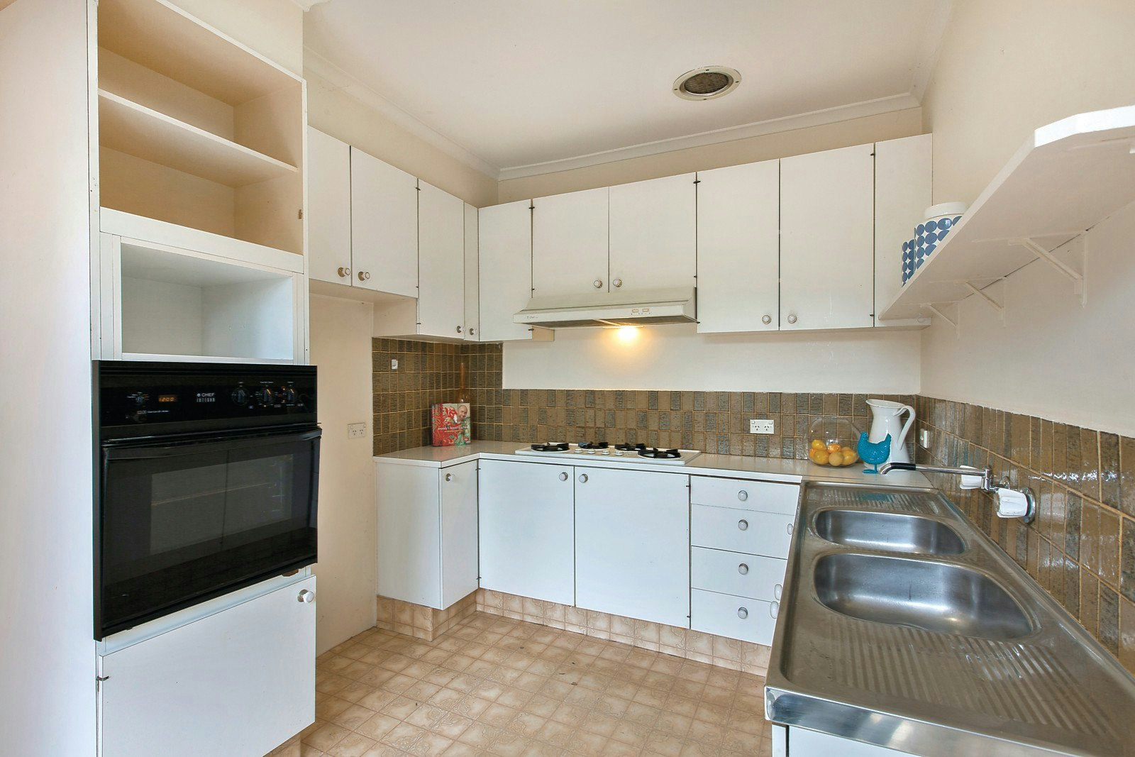 2/908 Glenferrie Road, Kew, VIC