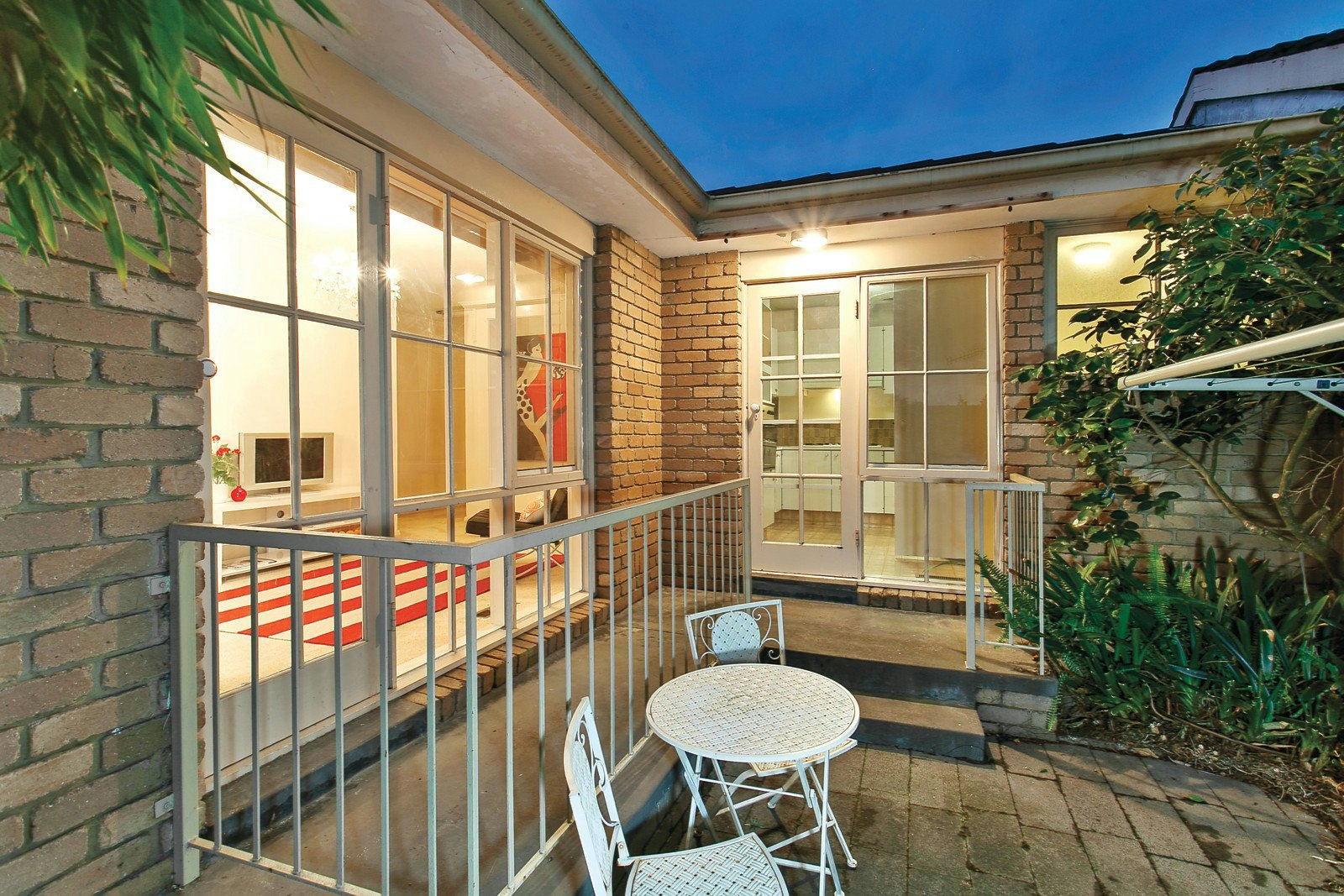 2/908 Glenferrie Road, Kew, VIC