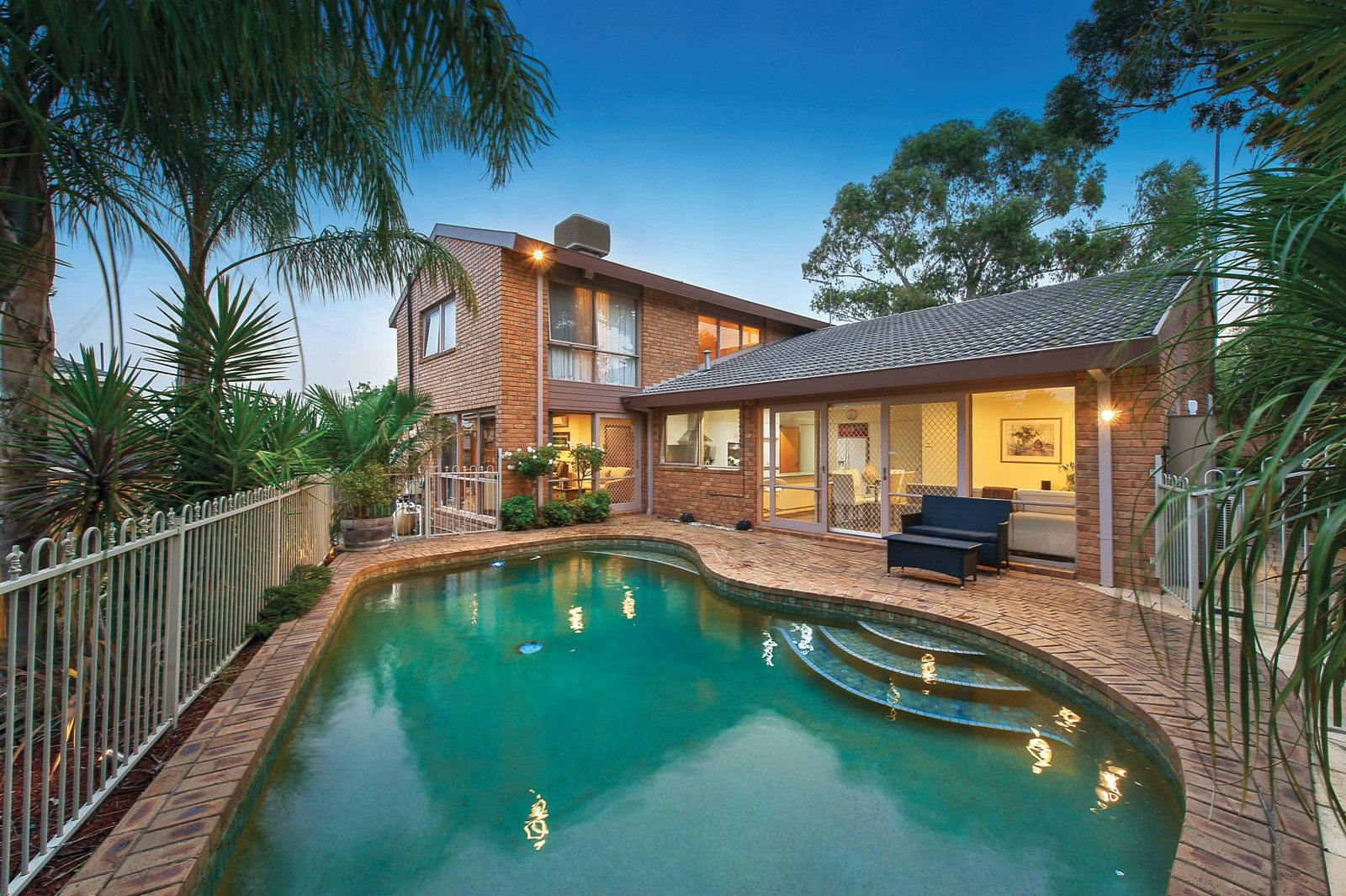 56 High Street, Doncaster, VIC