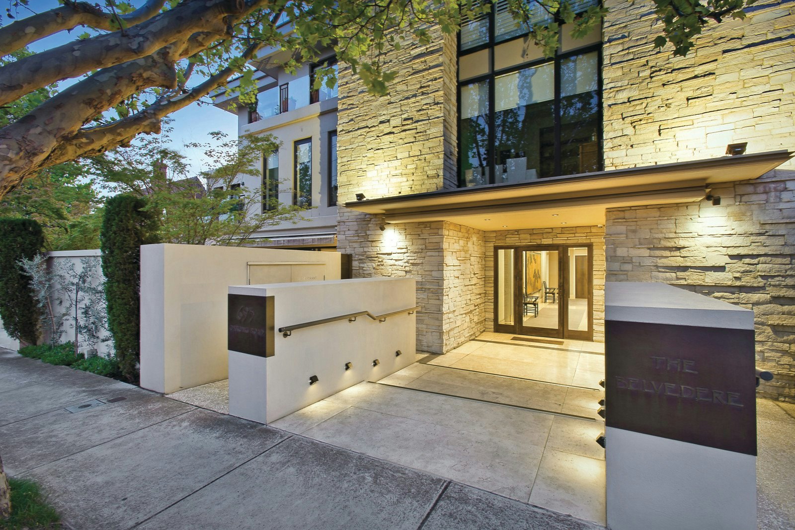 2/693 Orrong Road, Toorak, VIC