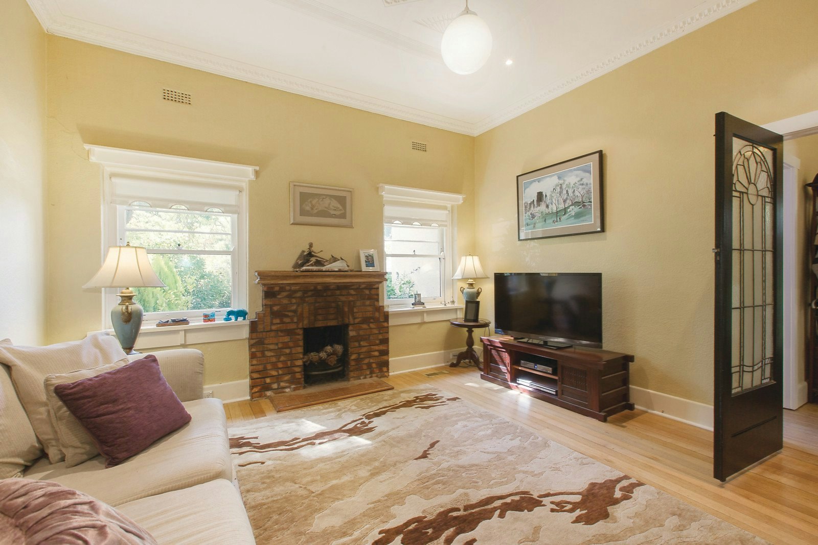 6A Earle Close, Mont Albert, VIC