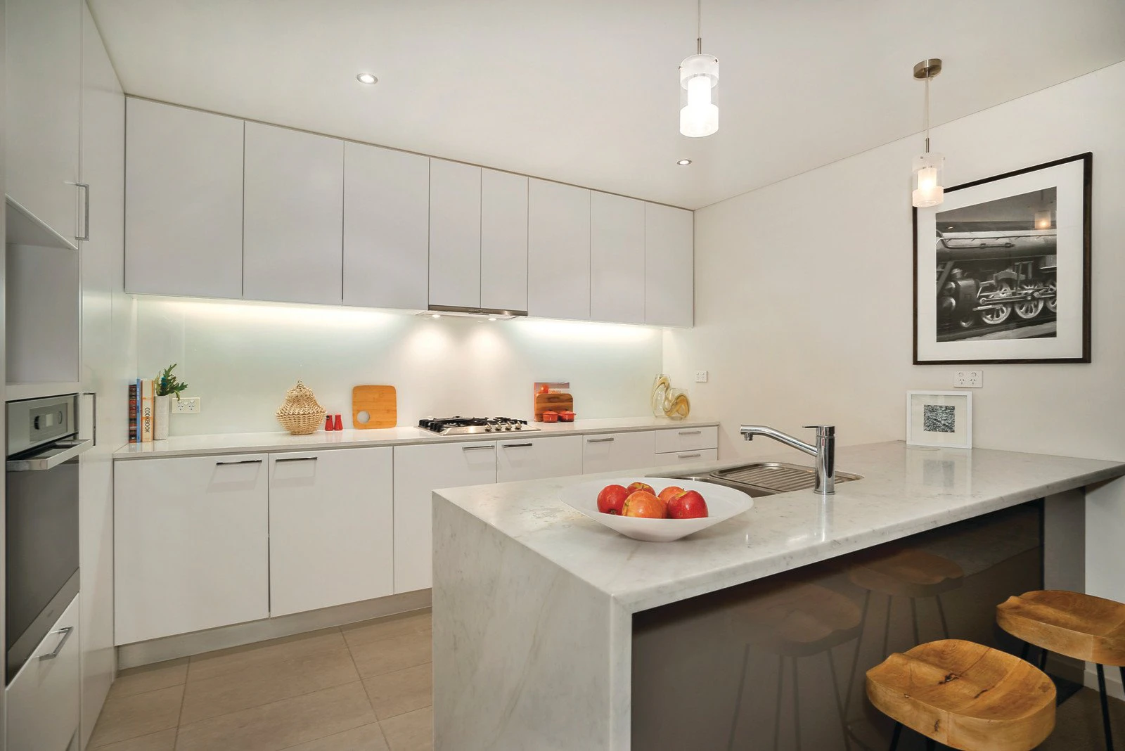 203/4 Cromwell Road, South Yarra, VIC
