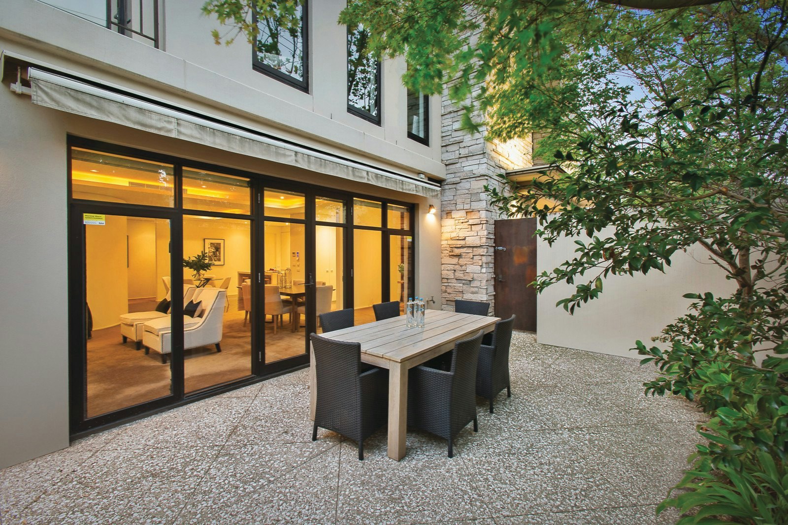 2/693 Orrong Road, Toorak, VIC