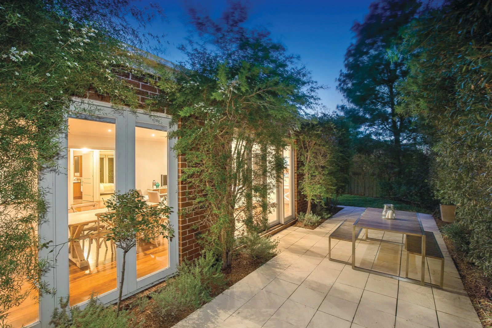21 Royal Lane, Surrey Hills, VIC