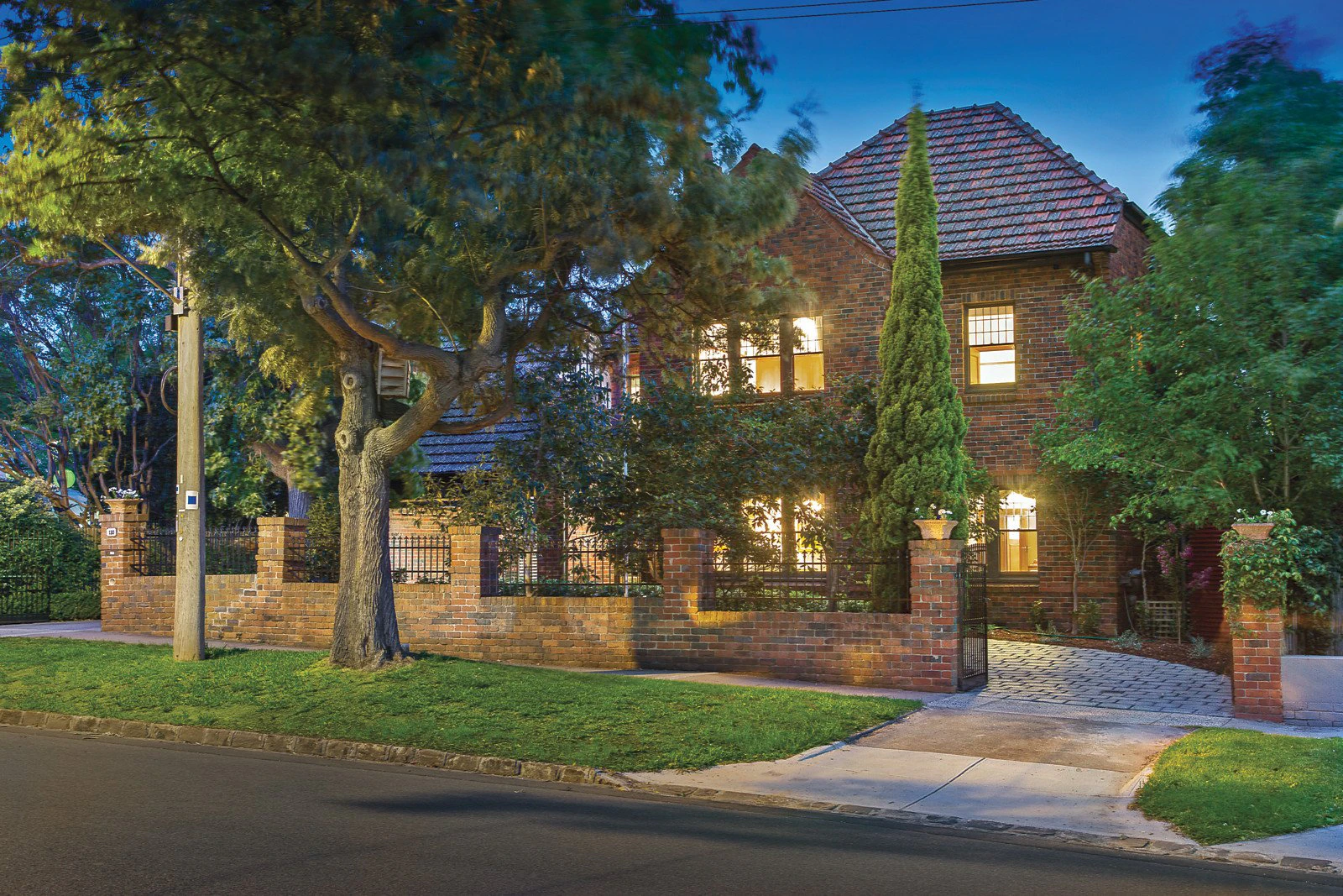 130 Wattle Valley Road, Camberwell, VIC