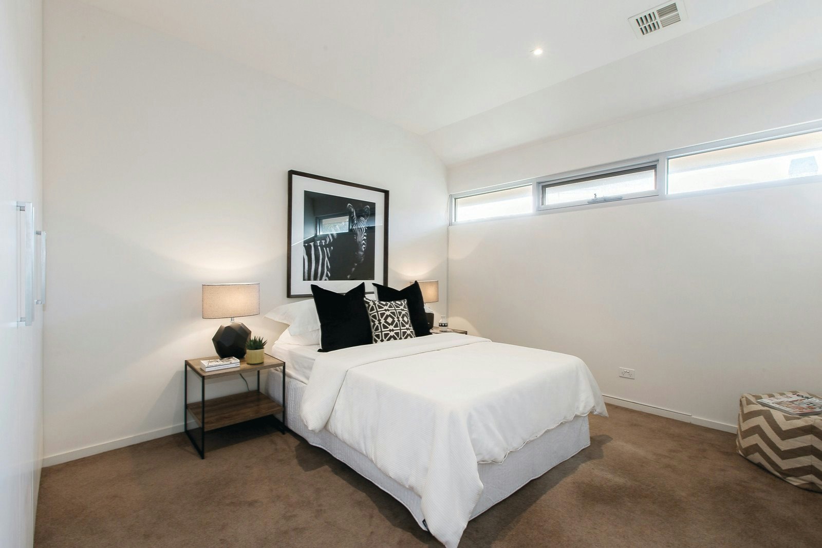 5A Longmore Street, St Kilda West, VIC