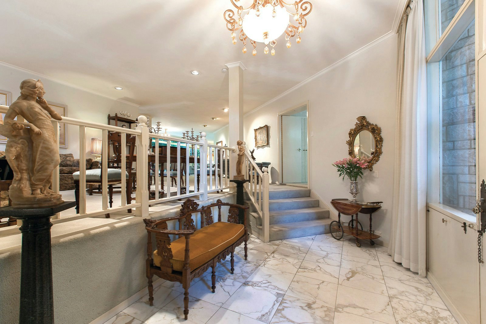 3 Nola Court, Toorak, VIC