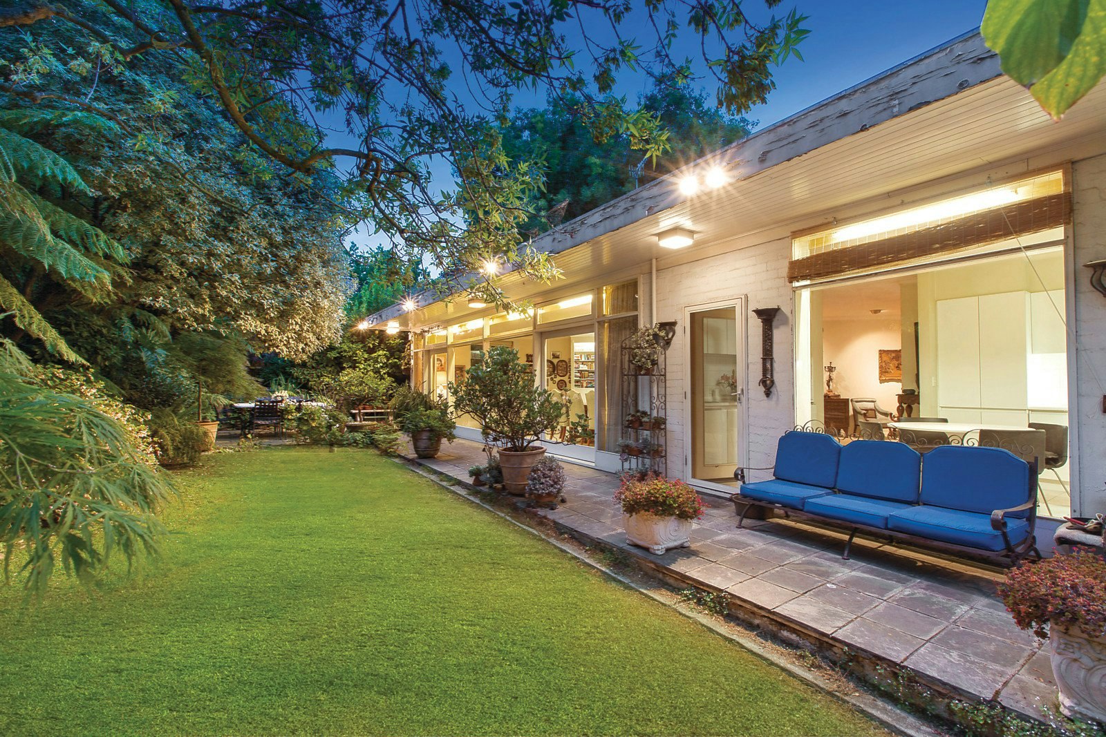 3 Nola Court, Toorak, VIC