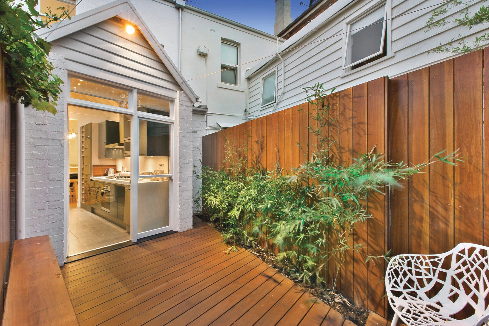 25 Canterbury Road, Middle Park, VIC