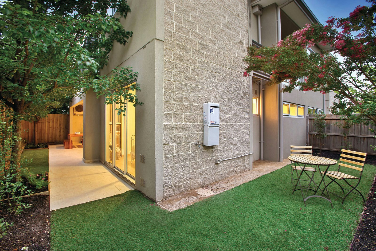 8/16 Dene Avenue, Malvern East, VIC