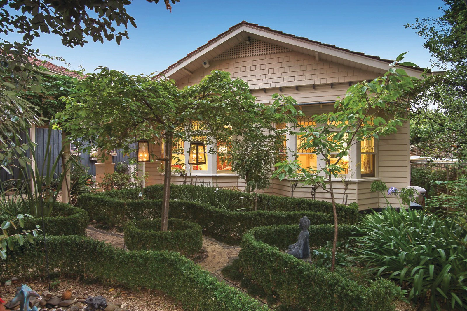 254 Mont Albert Road, Surrey Hills, VIC