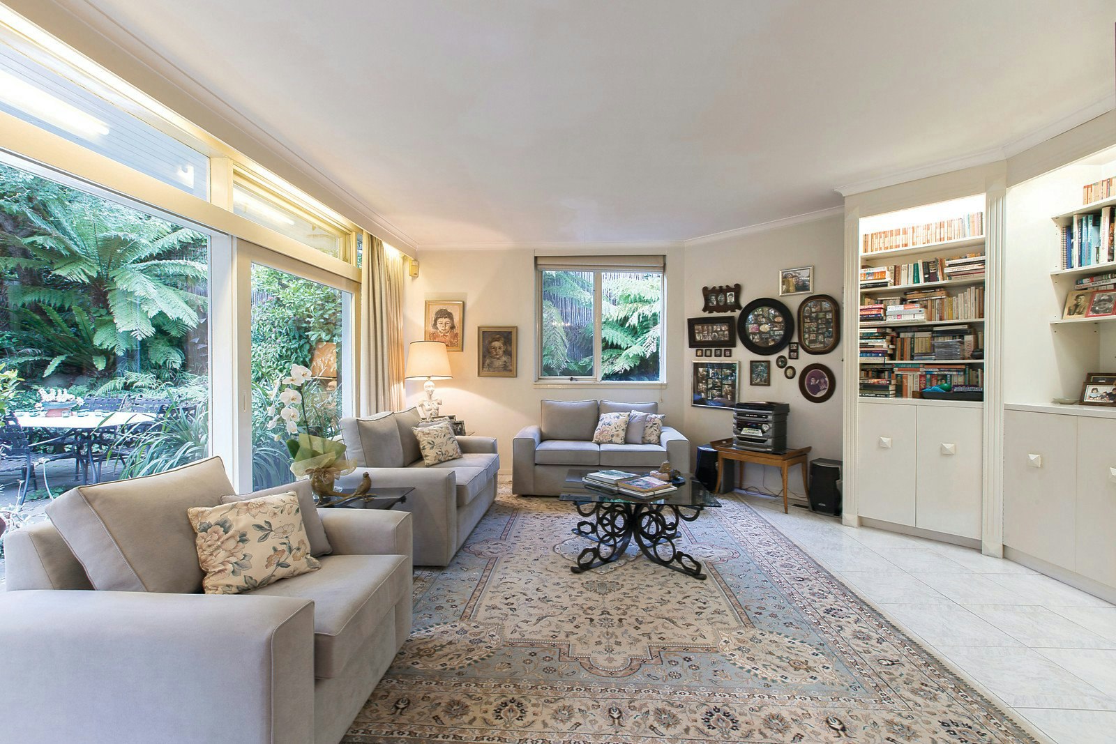 3 Nola Court, Toorak, VIC