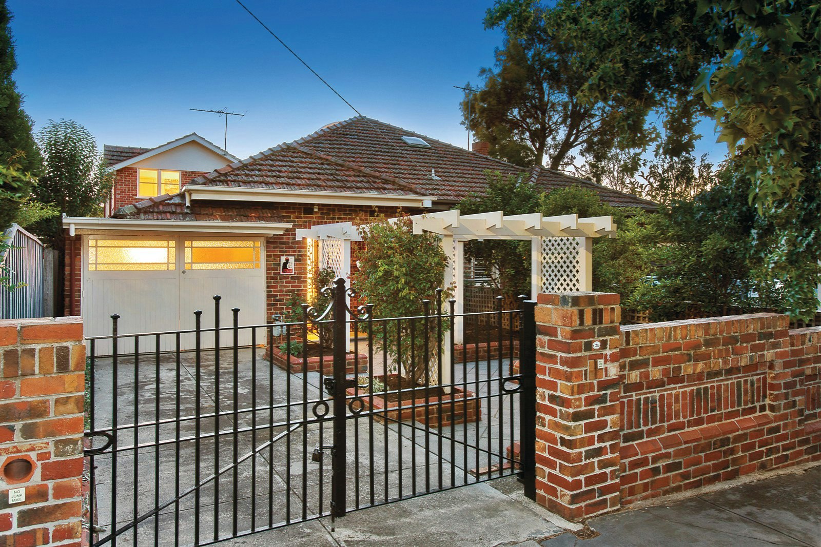2a Mowbray Street, Hawthorn East, VIC