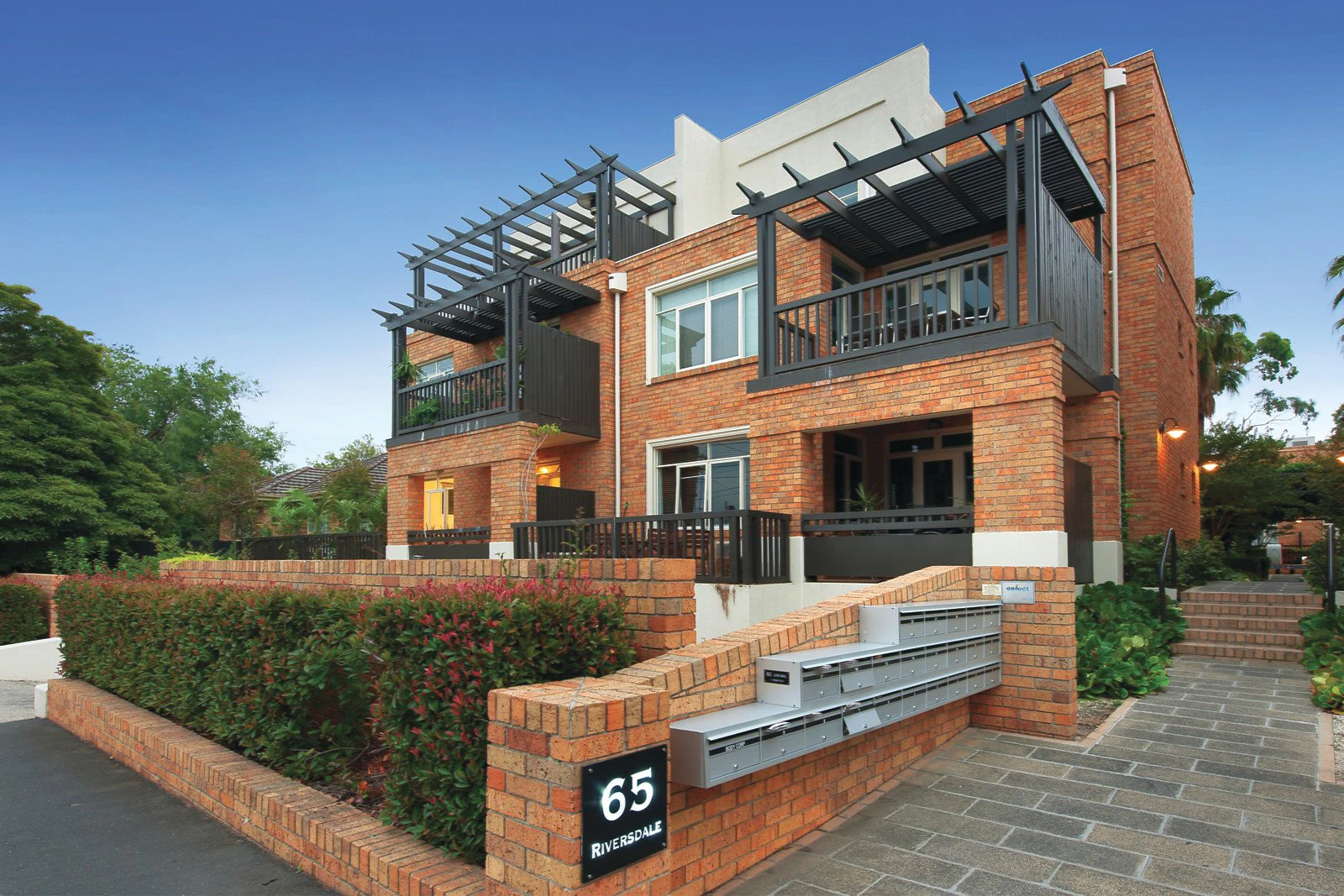 2/65 Riversdale Road, Hawthorn, VIC