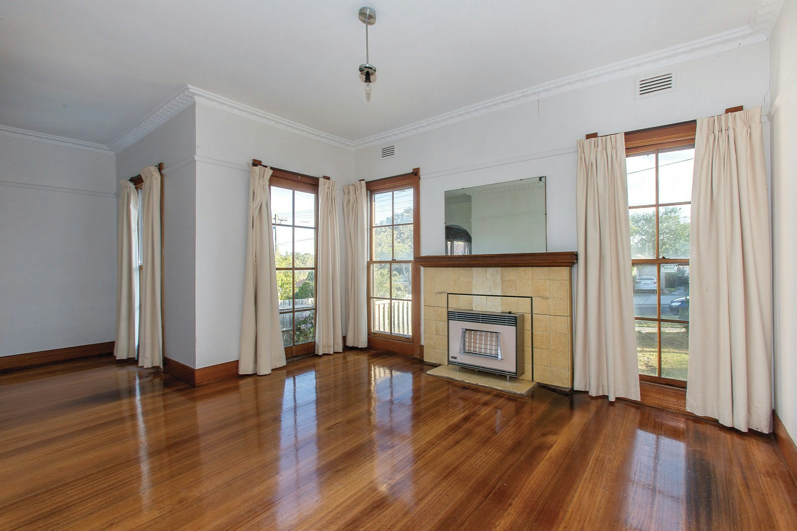 1 Boisdale Street, Surrey Hills, VIC