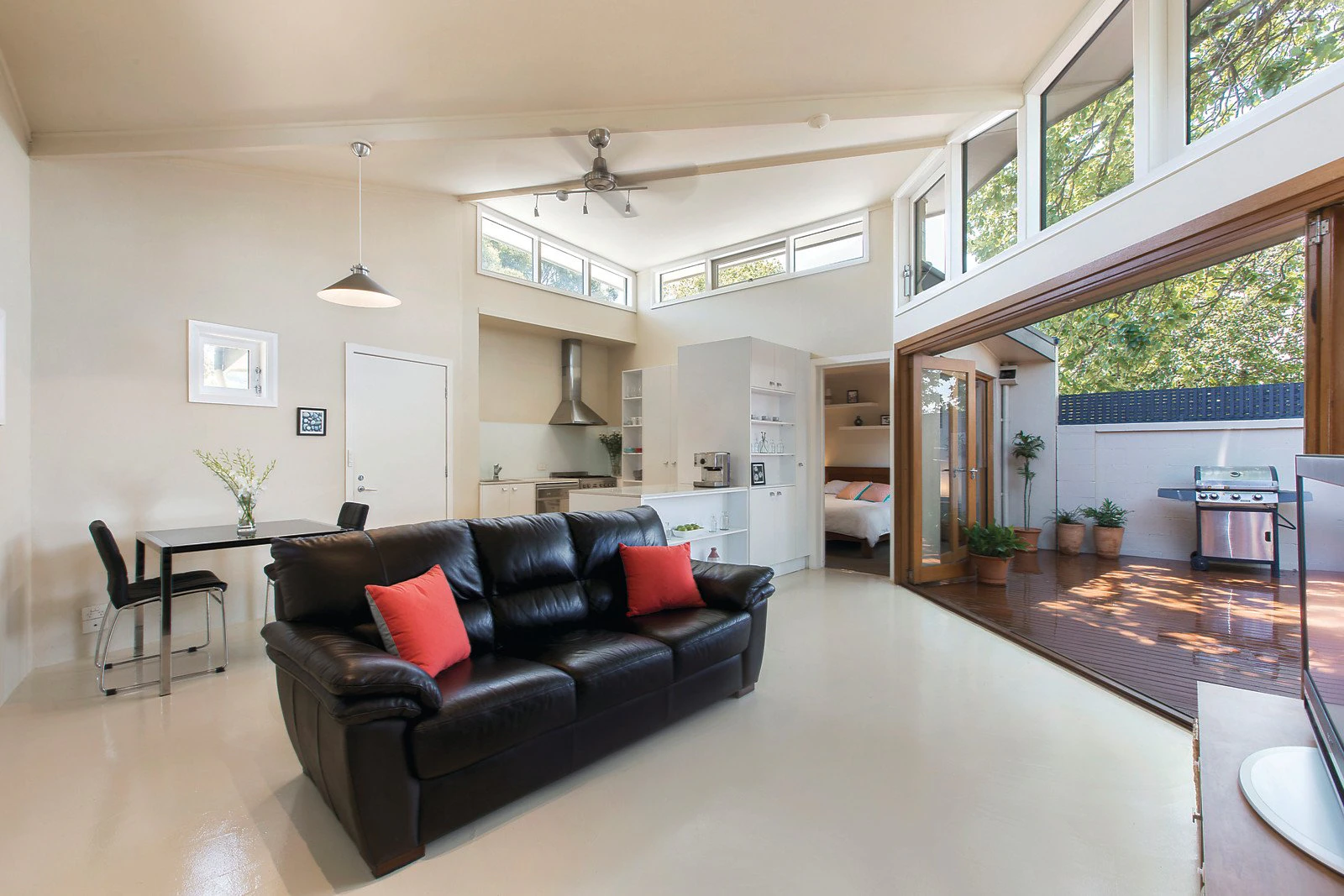 8 Raleigh Street, Malvern, VIC