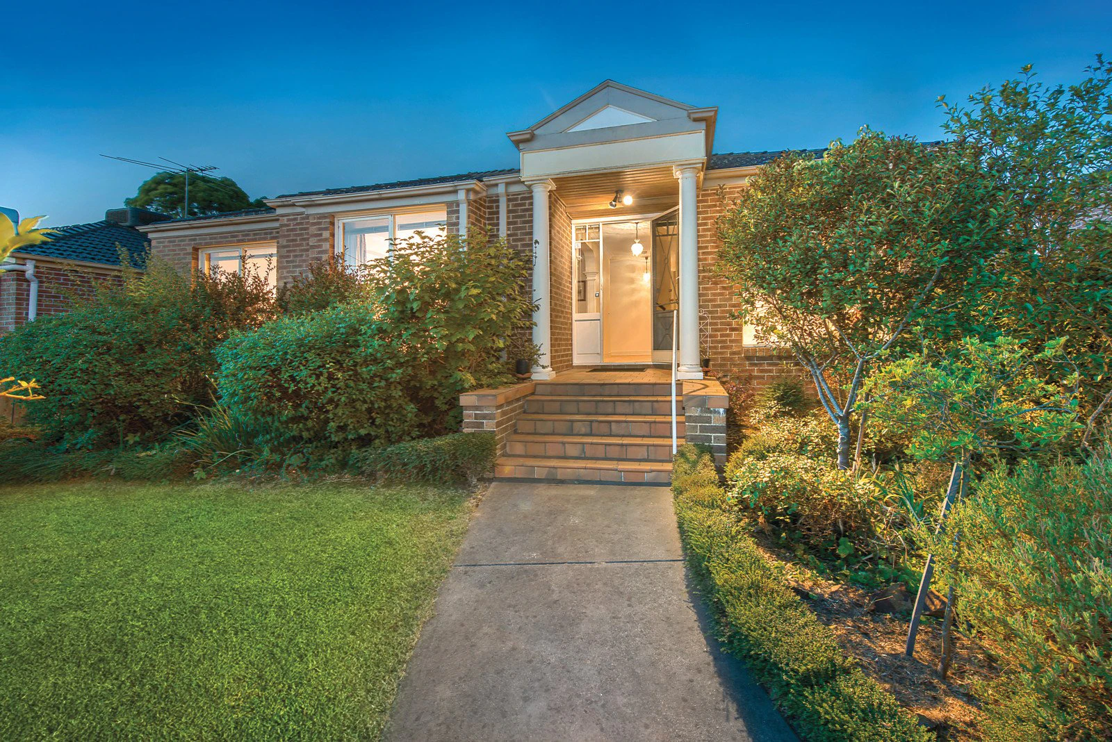 1/521 Whitehorse Road, Surrey Hills, VIC