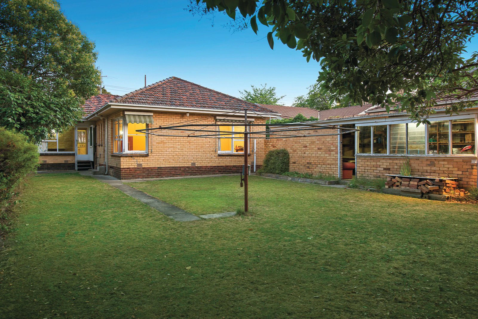 8 Karnak Road, Ashburton, VIC