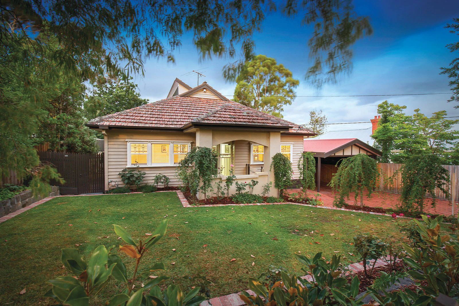 71 Broughton Road, Surrey Hills, VIC