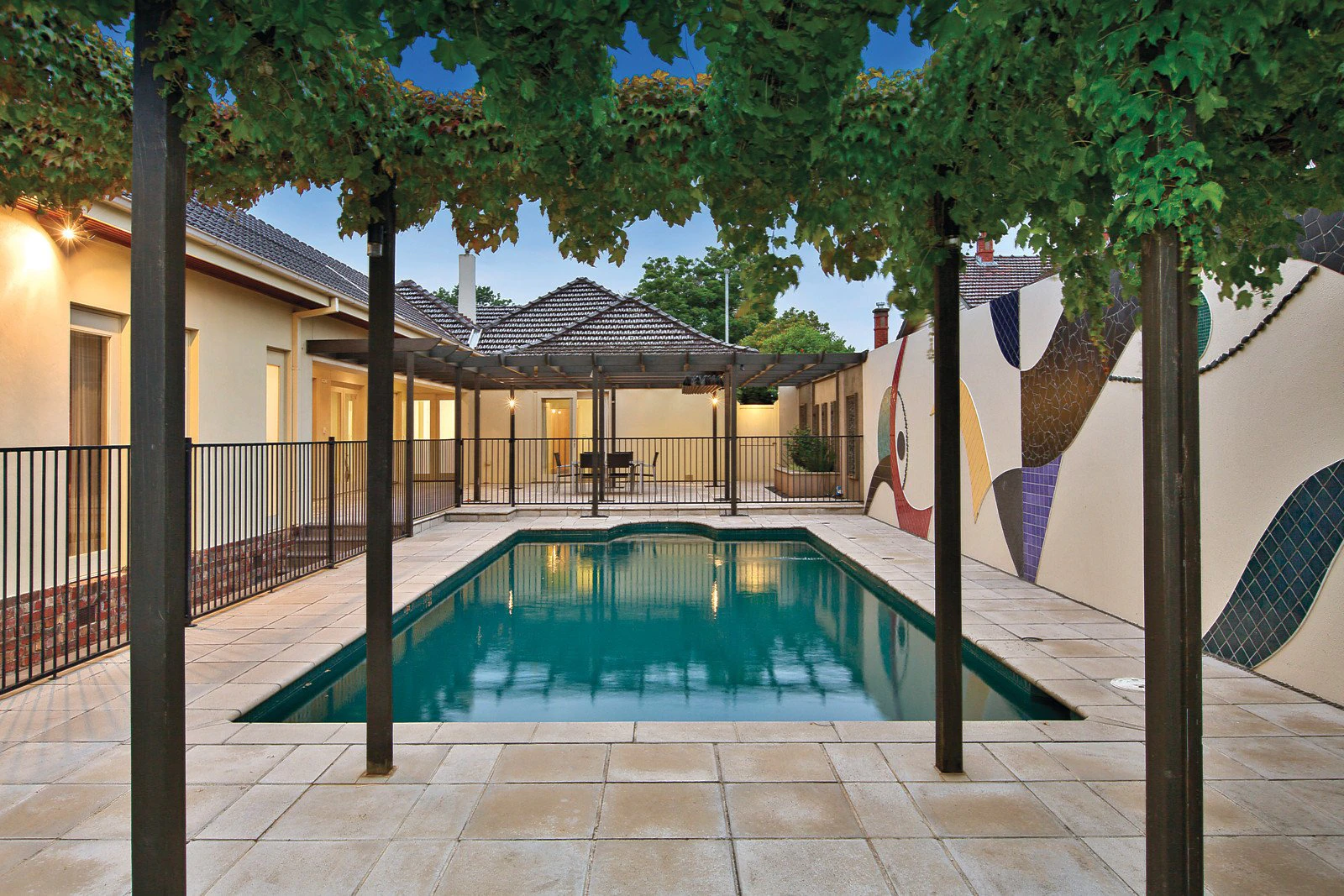 10 Findon Crescent, Kew, VIC