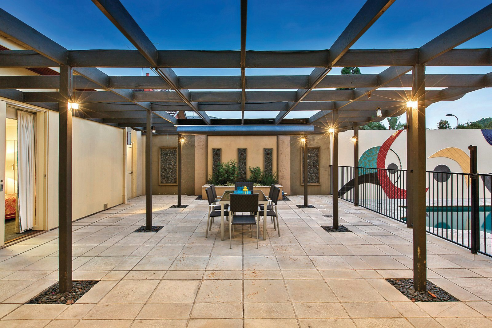 10 Findon Crescent, Kew, VIC