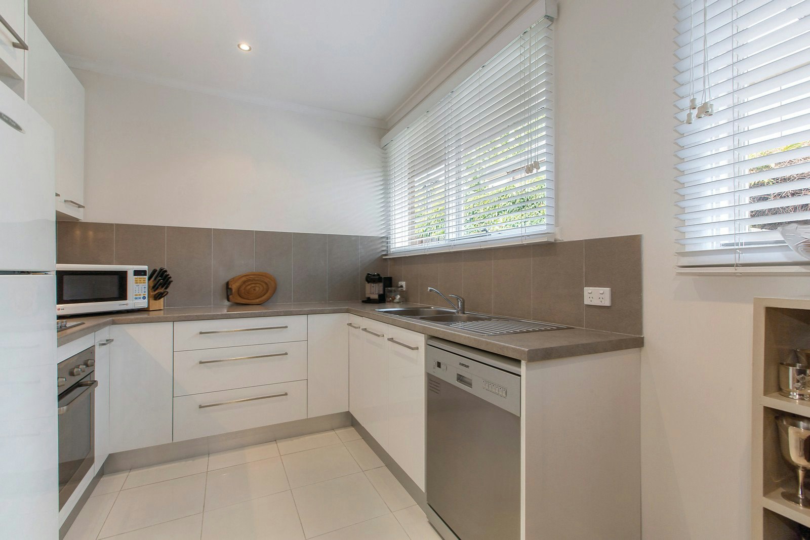 2/5 Paxton Street, Malvern East, VIC