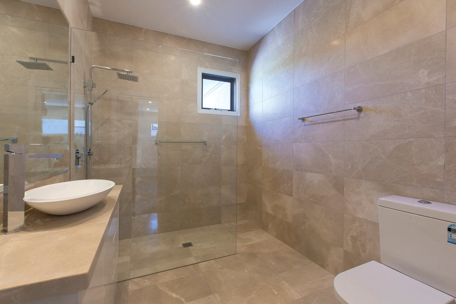 2/15 Peace Street, Glen Iris, VIC