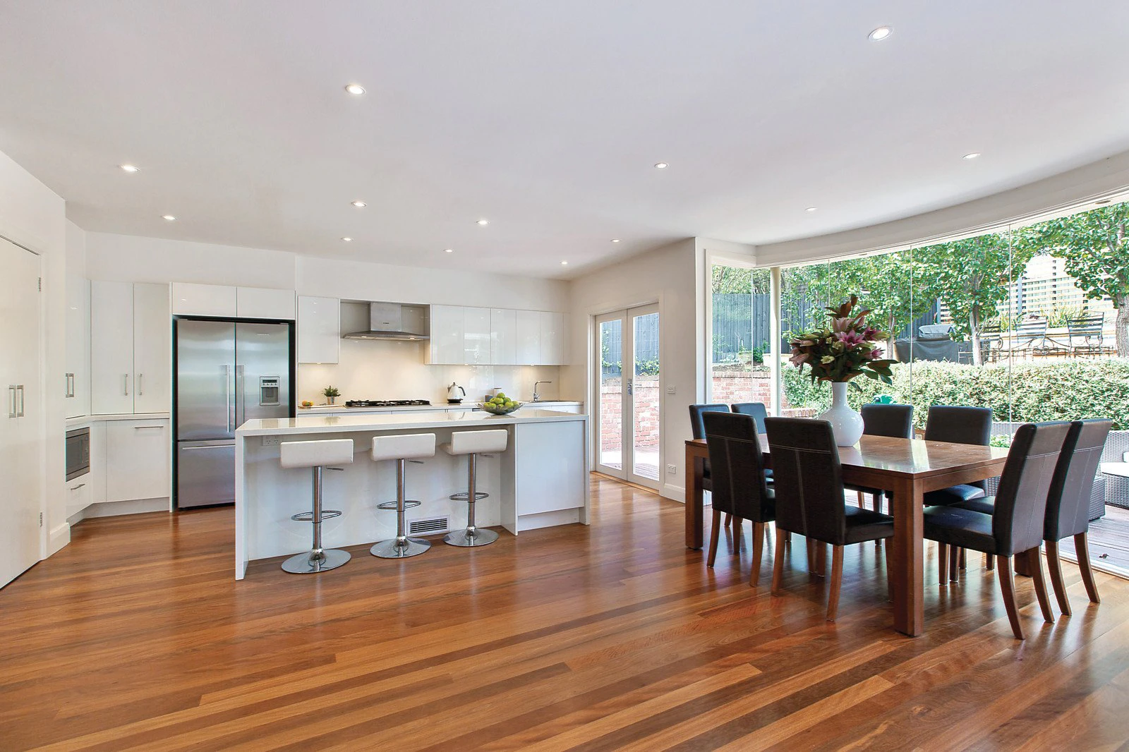 1 Verdun Street, Surrey Hills, VIC