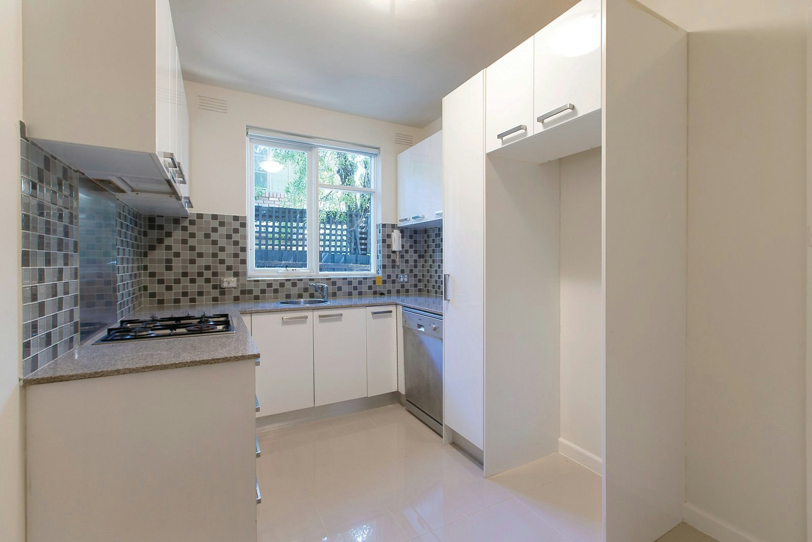 2/29 Elphin Grove, Hawthorn, VIC