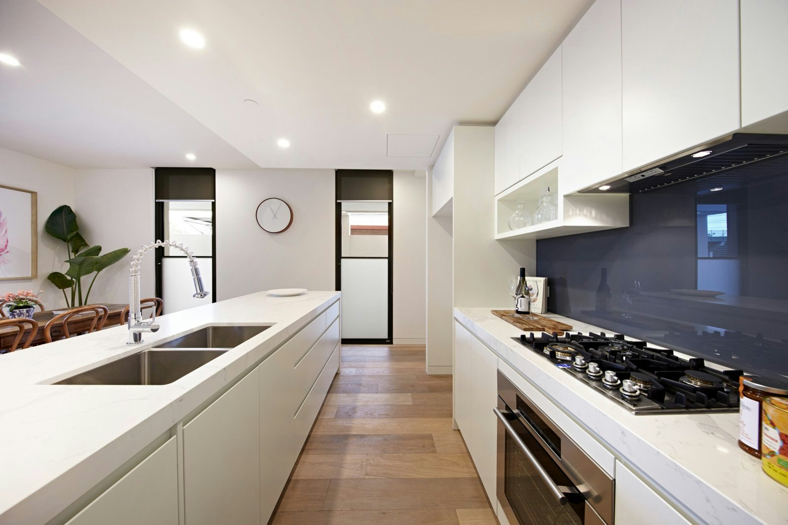 02/444 Glenferrie Road, Kooyong, VIC