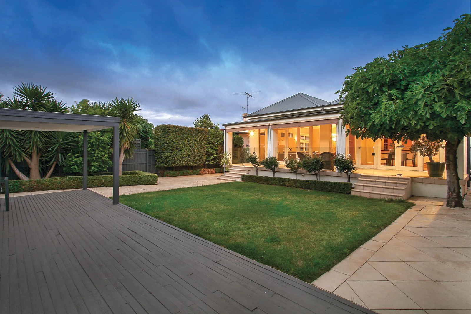 12 Regent Street, Elsternwick, VIC