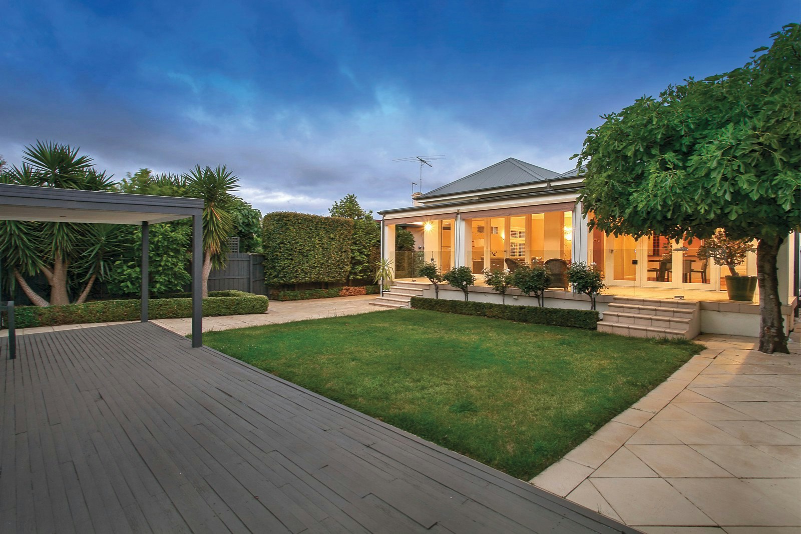 12 Regent Street, Elsternwick, VIC